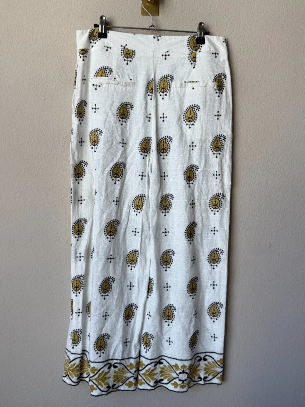 ZARA Embroidered White Yellow Black Linen Blend Matching Set